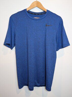 NIKE MEN'S SIZE M BLUE AND BLACK DRI FIT TSHIRT